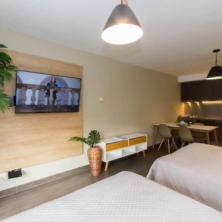 Rivadavia Apartamentos Ushuaia Buitenkant foto